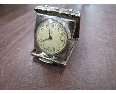 An art deco folding travelling clock 3.5x5 cm