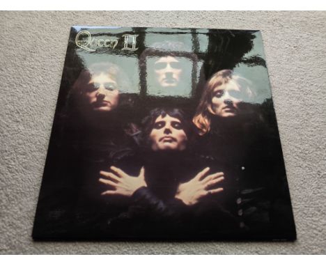  Label: EMI – EMA 767 The vinyl is in Near Mint condition visually with some very light evidence of being played or handled. 