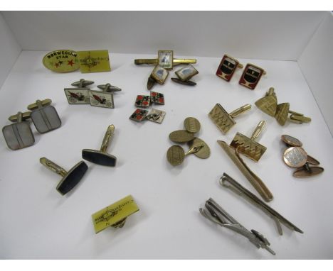 10 sets cufflinks, few tie pins and pin badges