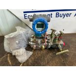(KB) (New in Box) Honeywell ST800 Differential Pressure Transmitter, Model ST820