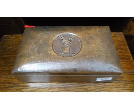 Rectangular cigarette/storage box the lid inset circular Stag head panel