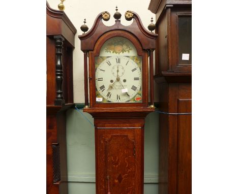 Fine oak Lincolnshire longcase clock, the delicate case in the style of James Usher, crossbanded in mahogany, break arch/swan