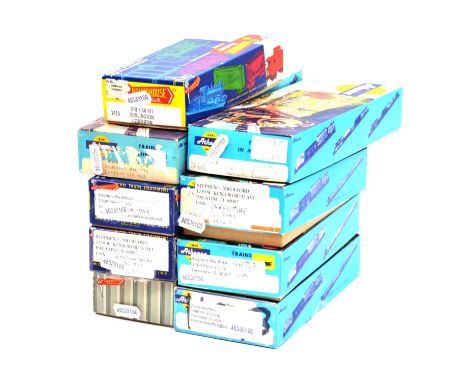 Athearn and other makers HO gauge model railway locomotives, nine including Athern ref 4551 SD40T-2; ref 4006 SW-1500; and ei