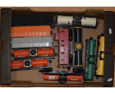 MTH O gauge model railway Offset Steel Caboose, Norfolk &amp; Western, no.518527; along with ten freight wagons and tanker wa