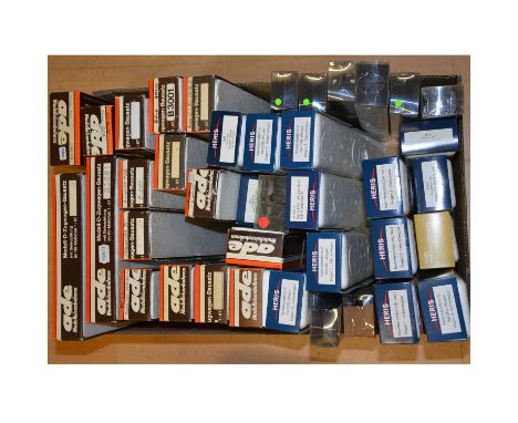 Ade and Heris HO gauge model railway passenger coaches, forty various types and train lines, all cased.Qty: 40