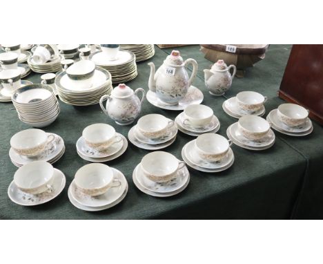 Oriental eggshell porcelain tea service - Crane pattern 