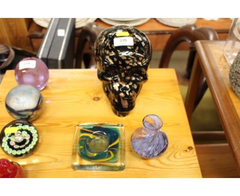 An art glass skull and two other glass items 