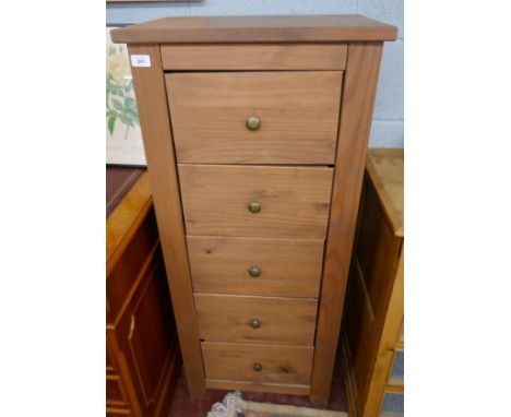 Tall chest of 5 drawers - Approx W: 53cm D: 39cm H: 121cm 