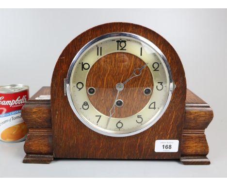 Mantel clock 