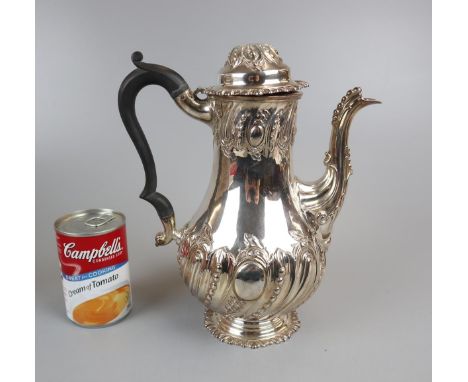 Hallmarked silver coffeepot - Approx gross weight 798g (missing top finial) 