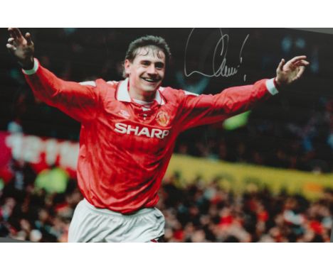 Football Andrei Kanchelskis signed 16x12 colour photo pictured celebrating while playing for Manchester United. Good Conditio