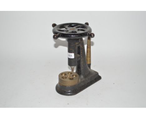 A 19th Century jeweller's ring sizer