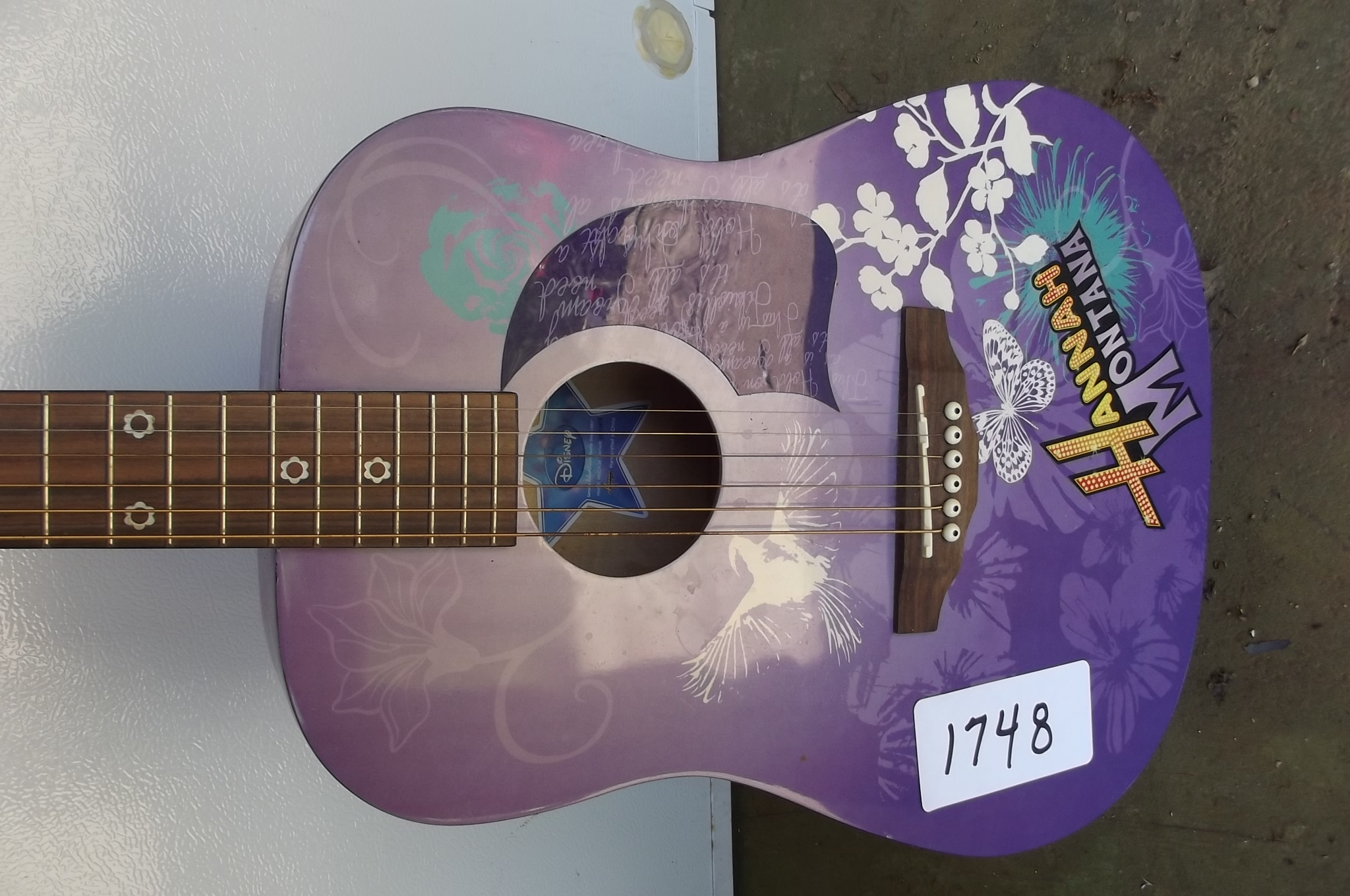 HANNAH MONTANA PURPLE GUITAR