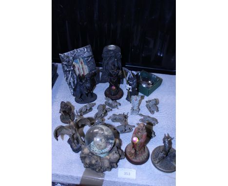 A job lot of assorted Myth and Magic themed collectables 