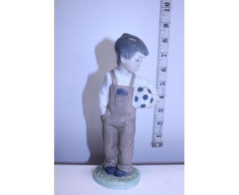 A Nao figurine 