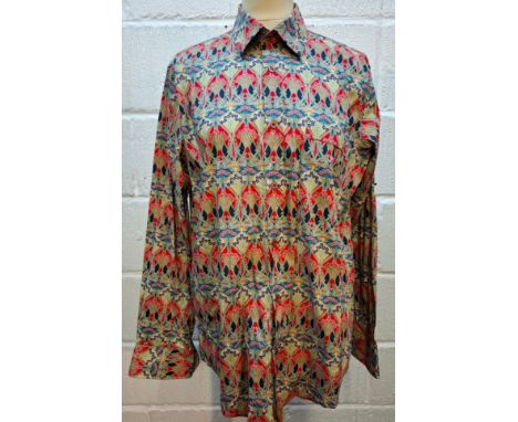 Liberty- A Tana Lawn cotton blouse, size 15½ neck size, approx 42" chest. Location:RailIf there is no condition report, pleas