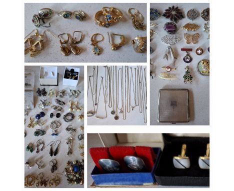 A quantity of costume jewellery and small collectables to include Americ yellow metal earrings, cufflinks to include Siam sil