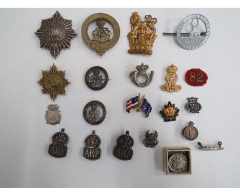 Small Selection of Lapel Badgesincluding 2 x silver Services Rendered badge 185046 and B300360 ... 3 x silver ARP badges ... 