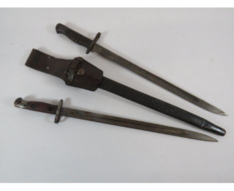 WW1 British SMLE Bayonet17 inch, single edged blade with large fuller.  The forte marked 'Sanderson' '8/17'.  Steel crossguar