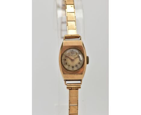 A LADIES 9CT GOLD 'AVIA' WRISTWATCH, hand wound movement, round discoloured dial signed 'Avia 15 jewels, Arabic numerals, gol