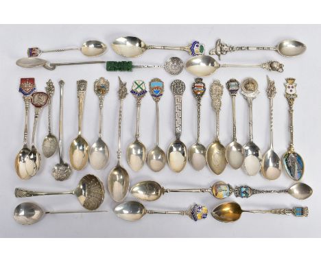 AN ASSORTMENT OF SILVER AND WHITE METAL TEASPOONS, to include fifteen silver hallmarked commemorative teaspoons, approximate 