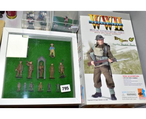 A GROUP OF MILITARY RELATED ITEMS, comprising a boxed 1:6 scale Dragon Models World War Two France 1940 British Expeditionary