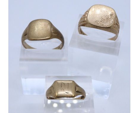 Three 9ct gold signet rings, size T, R and P.  11.2g approx.   (B.P. 21% + VAT) 