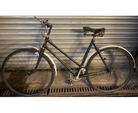 Vintage ladies bicycle marked 'The Hercules' Cycle and Motor Co Ltd. Britannia, Birmingham', with Dunlop seat.  (B.P. 21% + V