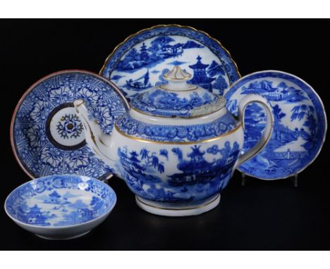 Various blue and white decorated items of English porcelain, including a Coalport teapot and cover (AF), several saucers incl
