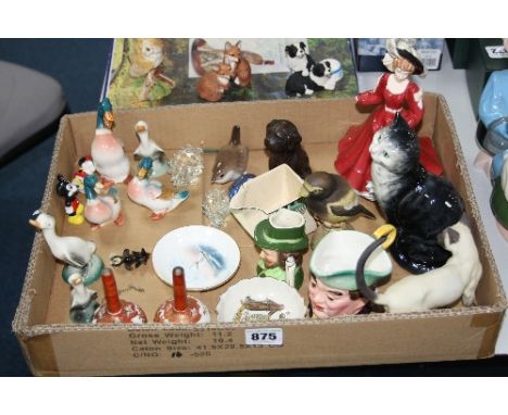 A GROUP OF CERAMICS AND GLASS, to include Beswick, Doulton, Worcester etc (s.d)