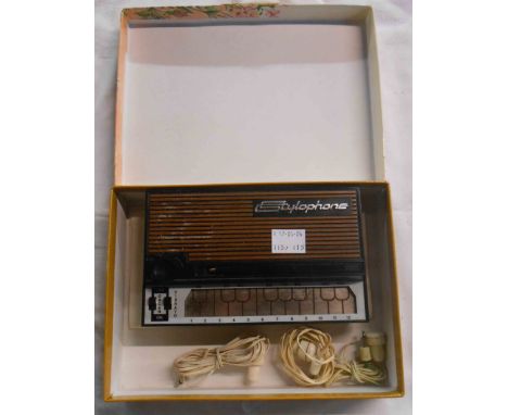 A vintage stylophone by Dubreq - with instructions
