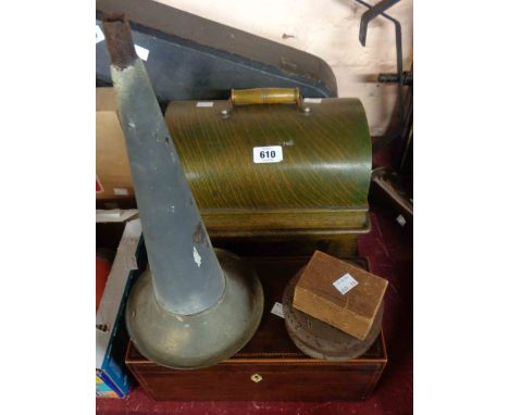 An antique cased Edison phonograph - sold with a box containing a quantity of phonograph cylinders and a small amount of poly