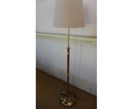 A standing lamp in working order