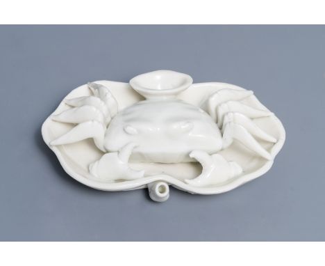 A Chinese Dehua blanc de Chine crab-shaped water dropper, Kangxi H.: 4,5 cm - L .: 14,5 cmÊ See also: - Lempertz, Cologne, Ge
