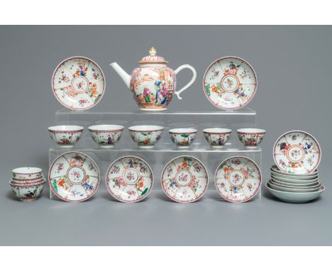 A Chinese famille rose part tea service with mandarin design, Qianlong H.: 16 cm – L.: 22,5 cm (the teapot)Dia.: 13,5 cm (the