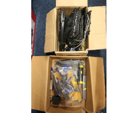 Games Workshop Warhammer and other gaming figures sets including Adeptus Titanicus, Advanced Hero Quest, Blood Bowl, Harboth'