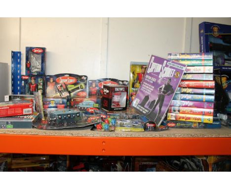 Captain Scarlet. Shelf of collectables comprising of three boxed talking action figures by Vivid Imaginations to include Capt