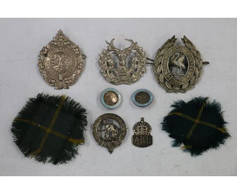 Silver MacPherson clan badge by Mackay and Chisholm Edinburgh 1952, a silver ARP badge, two white metal and enamel Observer C