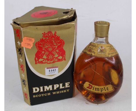 Dimple Old Blended Scotch whisky, 26 and 2/3s fl.ozs, 70º proof, one bottle in carton 