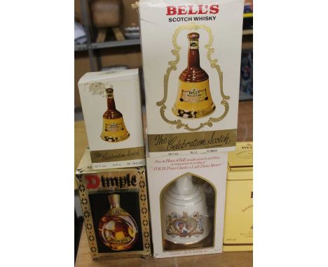 Bell's blended Scotch whisky, Christmas 2008 decanter, 70cl, 40%, one bottle in carton; two Bell's Scotch whisky commemorativ