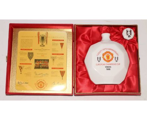 Manchester United 25th anniversary of the European Cup decanter, containing 70cl of specially blended 25 year old Scotch whis