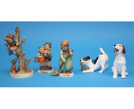 Two Royal Doulton dogs HN1099 and HN2654 and three Hummel figures. (5)