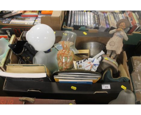 A BOX OF ASSORTED SUNDRIES TO INCLUDE GLASS LAMP SHADES, BOOKS, ETC 