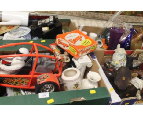 FOUR TRAYS OF ASSORTED HOUSEHOLD ITEMS TO INCLUDE THE STIG DIRT RACER TOY, BINGO, DRIFTWOOD CORKSCREW, ETC 