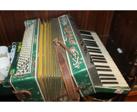 A SOPRANI PIANO ACCORDION 