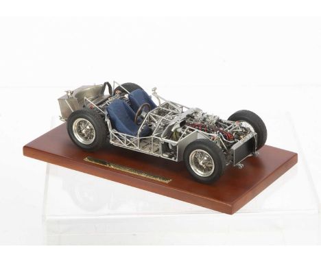 A CMC 1:18 Maserati Tipo 61 Birdcage Chassis Version 1960, M-060, in original box with display base, screws and screwdriver, 