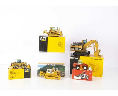 1:50 Scale Construction Models, all boxed, all dusty from display and require a clean, NZG Modelle Nr 391 Caterpillar 5130 Hy