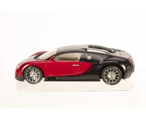AutoArt 1:18 Bugatti EB 16.4 Veyron, 70901, in original box, VG-E, would benefit from cleaning, dusty from display, from a sm