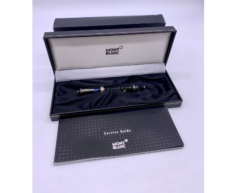 Montblanc Boheme fountain pen with 14k white gold nib, complete in box