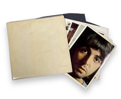 THE BEATLES - WHITE ALBUM LP (UK STEREO - LOW NUMBER - 0014878 - COMPLETE - PCS 7067). A lovely low-numbered top-opening UK s